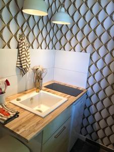 Billede fra billedgalleriet på BoLA Ferienwohnung Hamburg Nr 26 Shabby für 2 Personen, Parkplatz i Hamborg