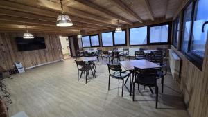 Μια τηλεόραση ή/και κέντρο ψυχαγωγίας στο Pensiunea Heaven