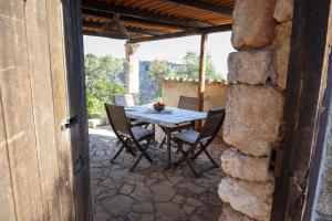 Un balcón o terraza en Trulli Sul Mare