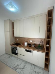 Φωτογραφία από το άλμπουμ του Triumph residence Bar στο Bar