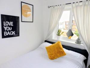 Φωτογραφία από το άλμπουμ του Stylish 1BR Walk to E Croydon σε South Norwood +9 φωτογραφίες