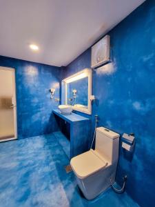 Ванная комната в Mirissa Moments Hotel +94 фотографии