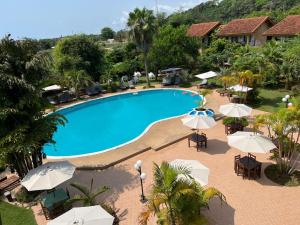 Πισίνα στο ή κοντά στο Hôtel Éden Roc Ivoire