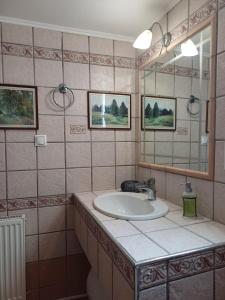 Un baño de Noradia and Ginfred villas Corfu 179 fotos más