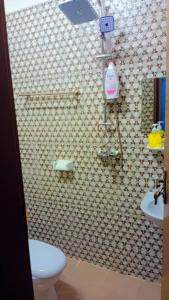 Koupelna v ubytování kanoukagni Ouagadougou BF