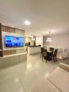 Φωτογραφία από το άλμπουμ του Charmoso Duplex com Jacuzzi σε Poços de Caldas