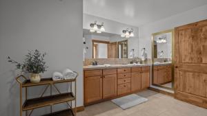 Billede fra billedgalleriet på Glenwood Canyon Resort i Glenwood Springs + 101 billeder