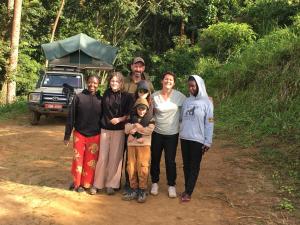 Hosté ubytování Migogo gorilla lodge + 13 fotografií