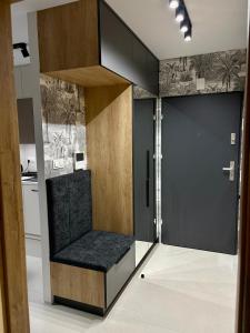 Η κουζίνα ή μικρή κουζίνα στο TuJestJakbyLuksusowo - Apartament generała Maczka