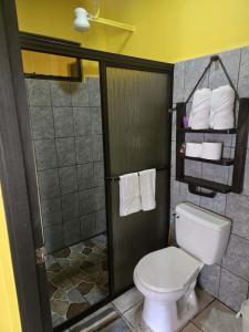 Phòng tắm tại Rústicas Dani & Fam