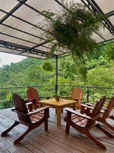 Naturlandskabet i nærheden af resortet