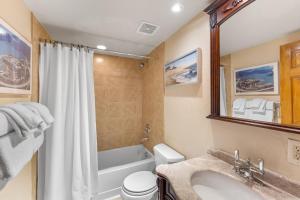 Et badeværelse på The Lodge at Lake Dillon 308 + 25 billeder