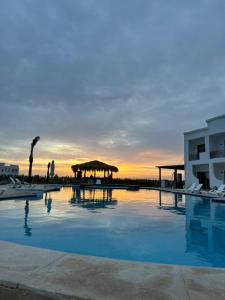 Swimmingpoolen hos eller tæt på Marvista Resort Dahab