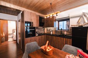 Η κουζίνα ή μικρή κουζίνα στο Pelion Experience