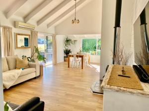 TV/trung tâm giải trí tại Tairua Tides on Main