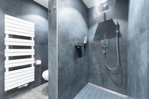 Koupelna v ubytování COZY APARTMENT IN BRUSSELS + 26 fotografií