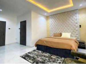 Galería fotográfica de Verdana Luxe en Ikota 9 fotos más