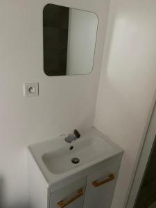 Φωτογραφία από το άλμπουμ του Joli Studio Moderne σε Corbeil-Essonnes