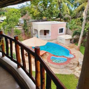 Πισίνα στο ή κοντά στο Villa La Diani +2 φωτογραφίες