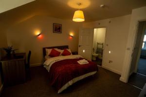 Фотография из галереи Modern Ensuite Studio with Free Parking в Стоке-он-Тренте +13 фотографий