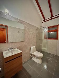 Ένα μπάνιο στο Hospedaje la Villa de Juan