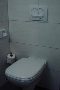 Koupelna v ubytování Gästehaus Tilly + 51 fotografií