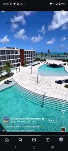 Swimmingpoolen hos eller tæt på porto2life resort