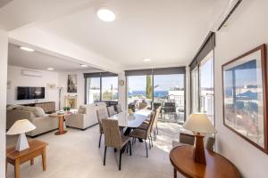 Μια τηλεόραση ή/και κέντρο ψυχαγωγίας στο Melissoula Villa