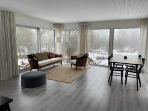 Χώρος καθιστικού στο 4 star holiday home in BRÖSARP +22 φωτογραφίες