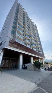 Το κτήριο όπου στεγάζεται  το διαμέρισμα