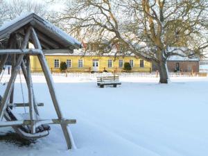 Φωτογραφία από το άλμπουμ του Holiday apartment with 2 bedrooms σε Rattelvitz