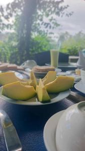 Φαγητό σε αυτό το ξενοδοχείο ή κάπου εκεί κοντά