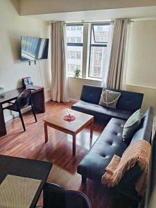 Gallery image of Cape Town CBD Pool Near CTICC Parliament Waterfront in Cape Town +17 photos