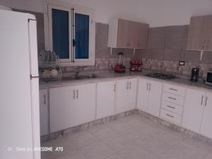 Η κουζίνα ή μικρή κουζίνα στο Villa Mourad Midoun