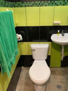 Ένα μπάνιο στο FELIZ ESTADIA en PUERTO LOPEZ