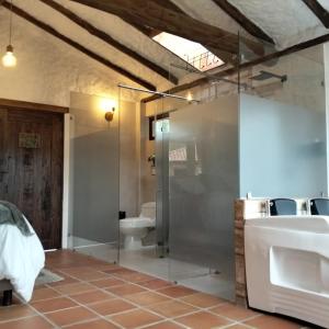 Koupelna v ubytování Posada Iglesia Vieja + 1 fotografie