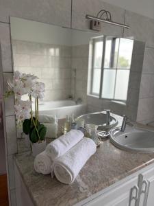 Koupelna v ubytování Zara Vineta Swakopmund + 2 fotografie