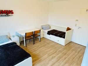 Χώρος καθιστικού στο Business Apartment mit Panoramablick bei Köln