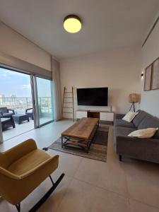 Et tv og/eller underholdning på Your Perfect Place by the Mediterranean