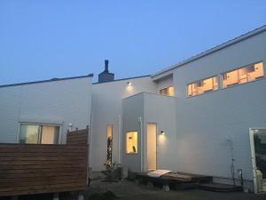 Tòa nhà nơi khách sạn tọa lạc