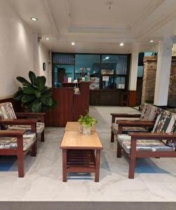 Χώρος καθιστικού στο Smile Court Pattaya by Mike Group