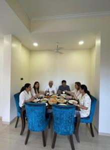 Hosté ubytování Luxury 4BHK - Villa 360 - Pvt Pool & Scenic Stay