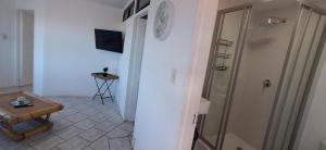 Et tv og/eller underholdning på Wayne's Place