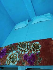 Postel nebo postele na pokoji v ubytování sukh dham + 28 fotografií