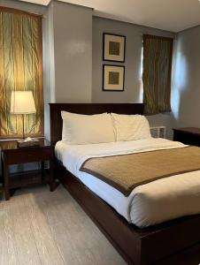 Ένα ή περισσότερα κρεβάτια σε δωμάτιο στο One bedroom at Crosswinds