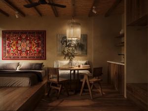 Ένα ή περισσότερα κρεβάτια σε δωμάτιο στο Superior Vintage House with Full Amenities