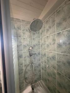 Ένα μπάνιο στο T2 fonctionnel 5 pers, jardin, parking, accès A12 +4 φωτογραφίες