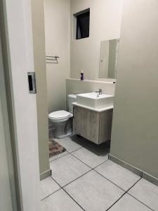 Ένα μπάνιο στο One on Heather Midrand