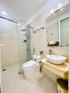 Et badeværelse på The Diamond Hotel