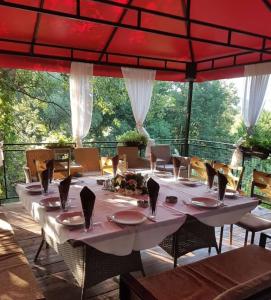 Vườn quanh Stan na dan ViS Raska